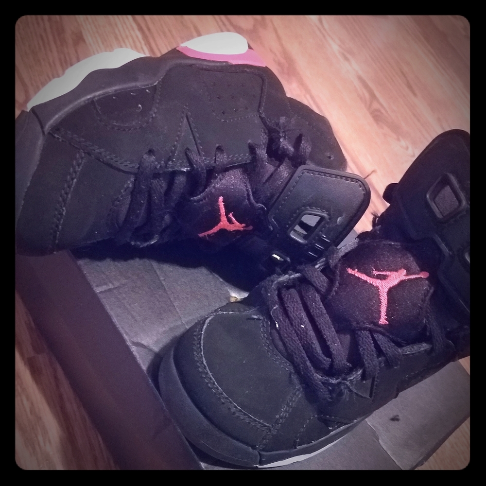 Kids Jordan Classic VII